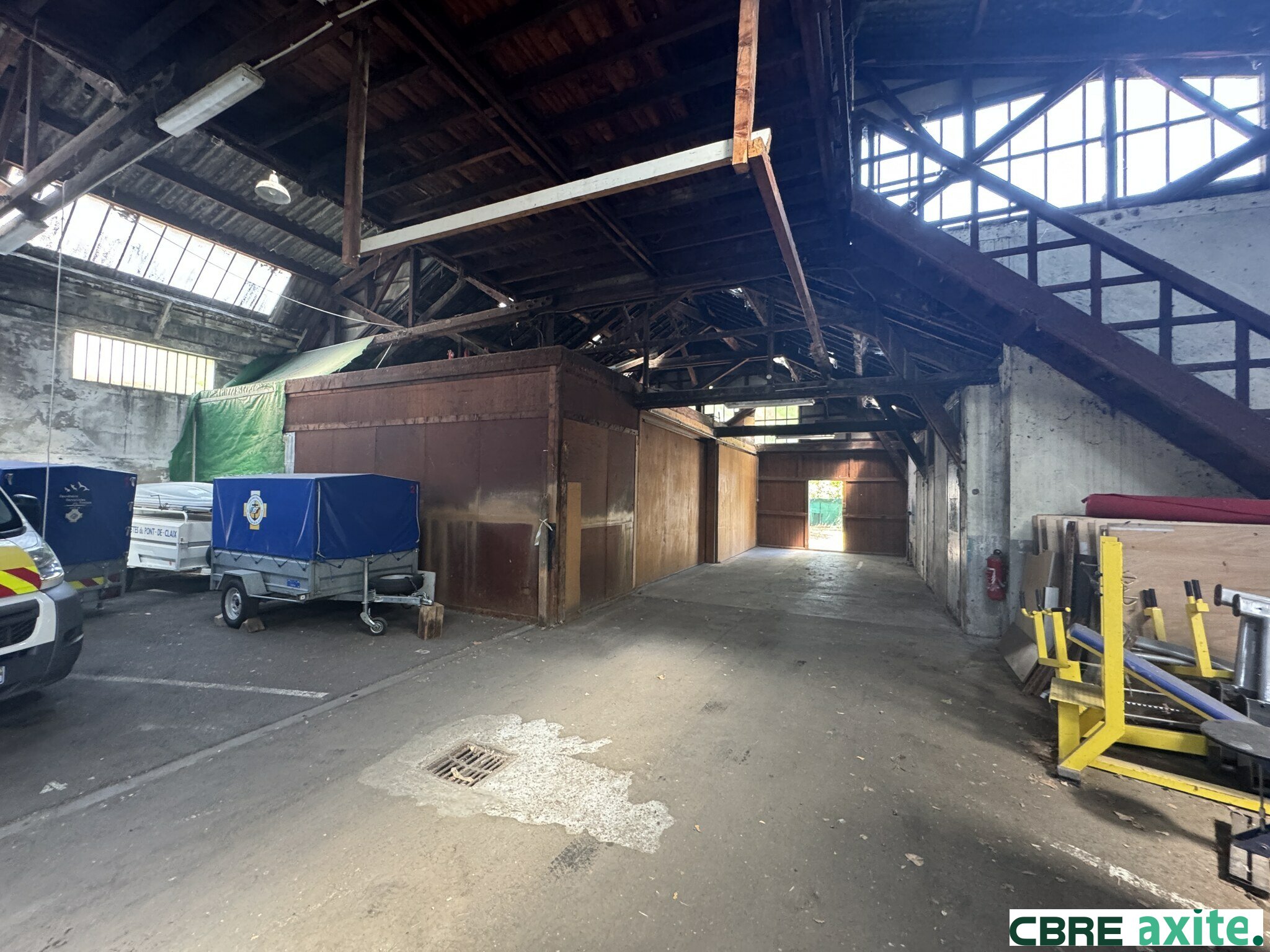 CBRE AXITE GRENOBLE VENTE-LOCAL D'ACTIVITE-LE_PONT_DE_CLAIX-38