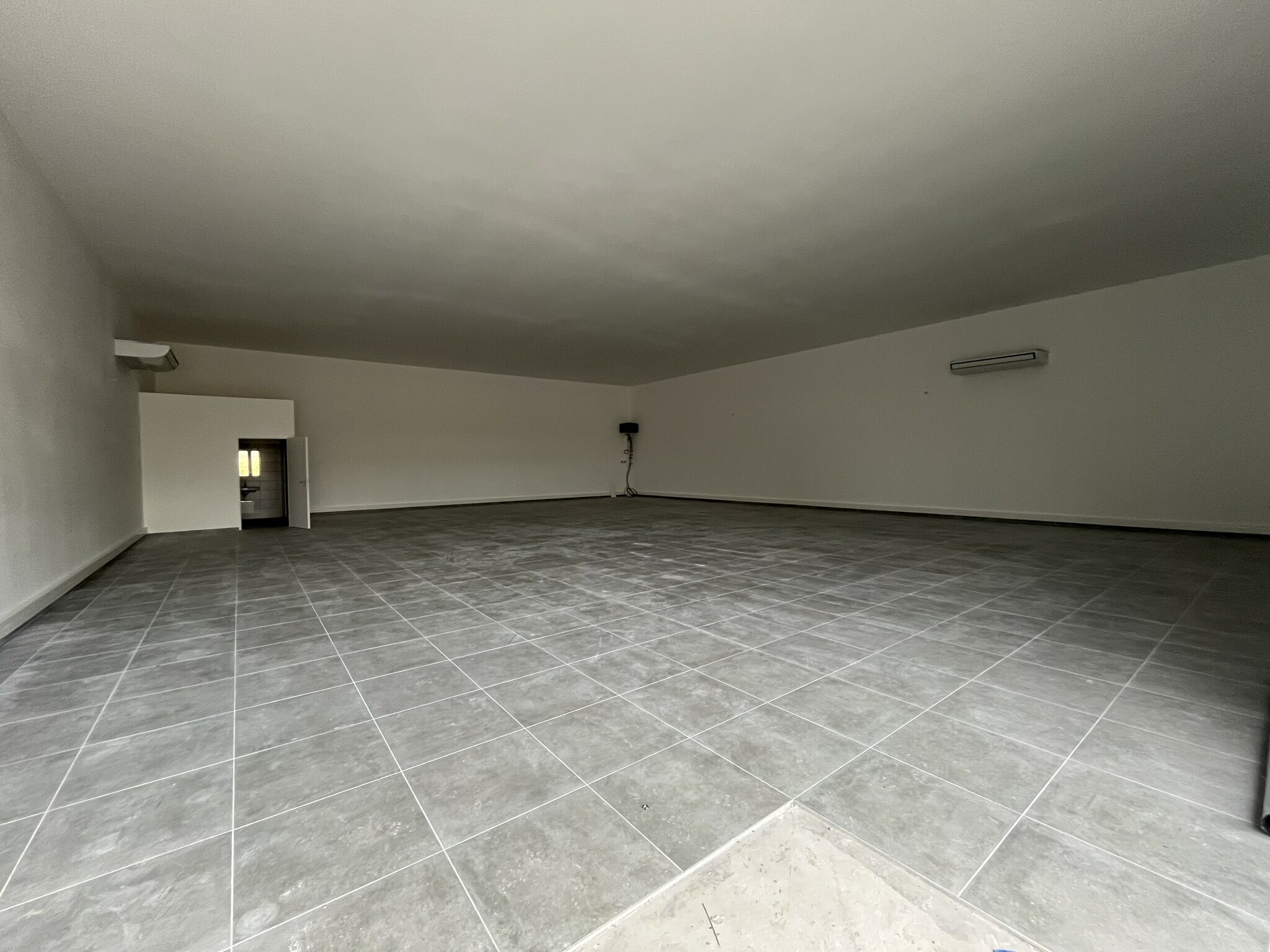 CBRE AXITE VALENCE LOCATION-LOCAL COMMERCIAL-LORIOL_SUR_DROME-26