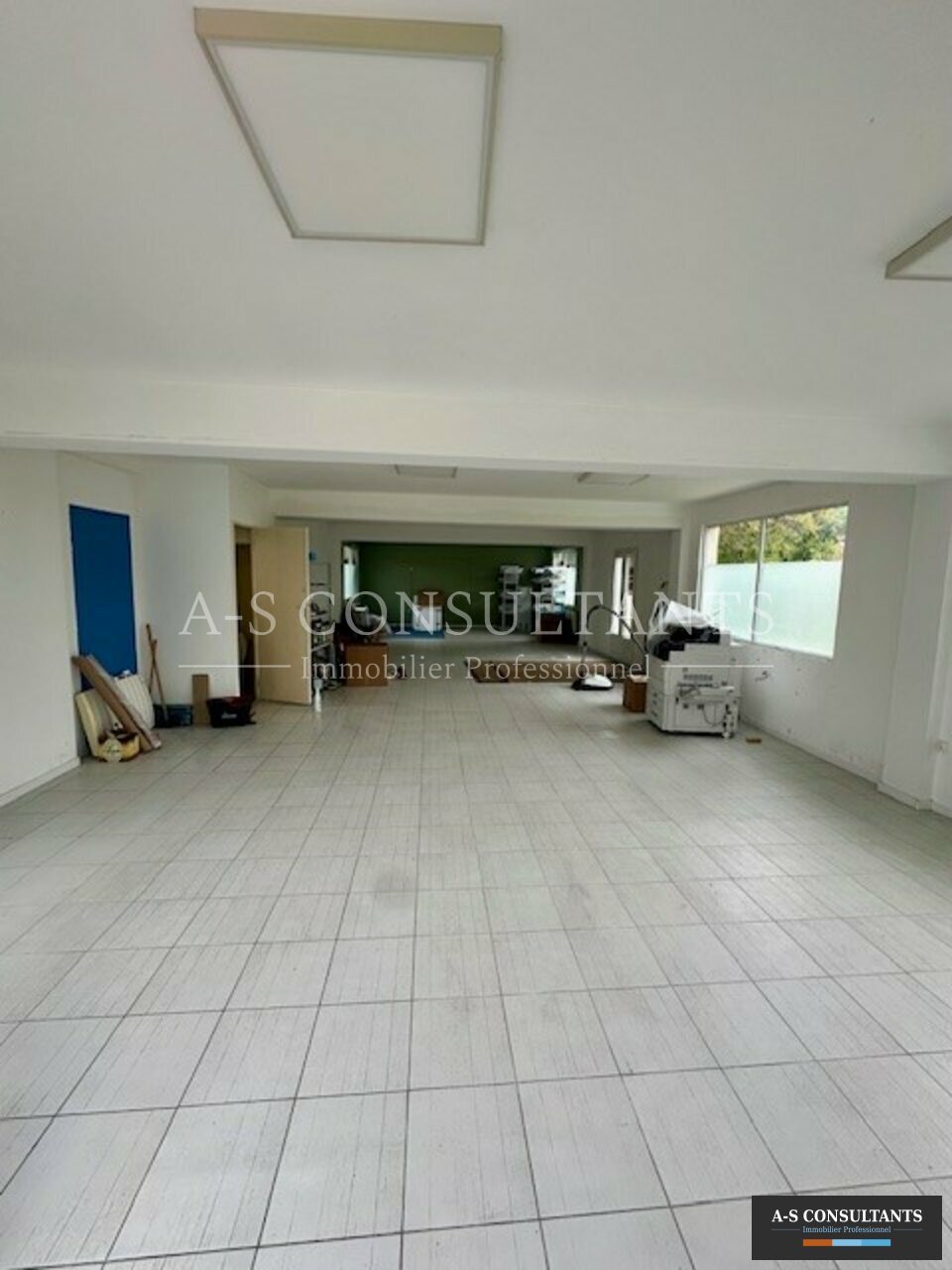 A-S CONSULTANTS LOCATION-LOCAL COMMERCIAL-LA_RAVOIRE-73
