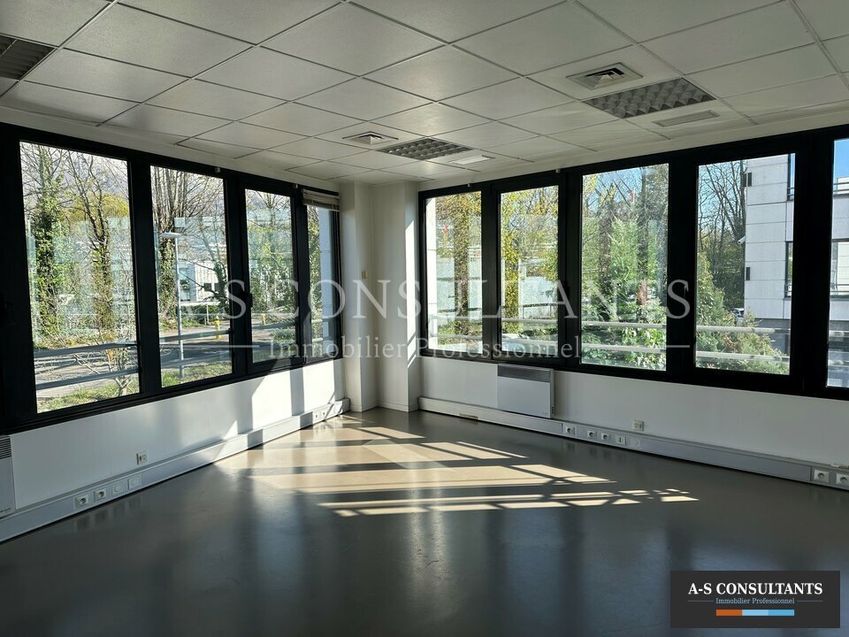 A-S CONSULTANTS LOCATION-BUREAUX-MEYLAN-38