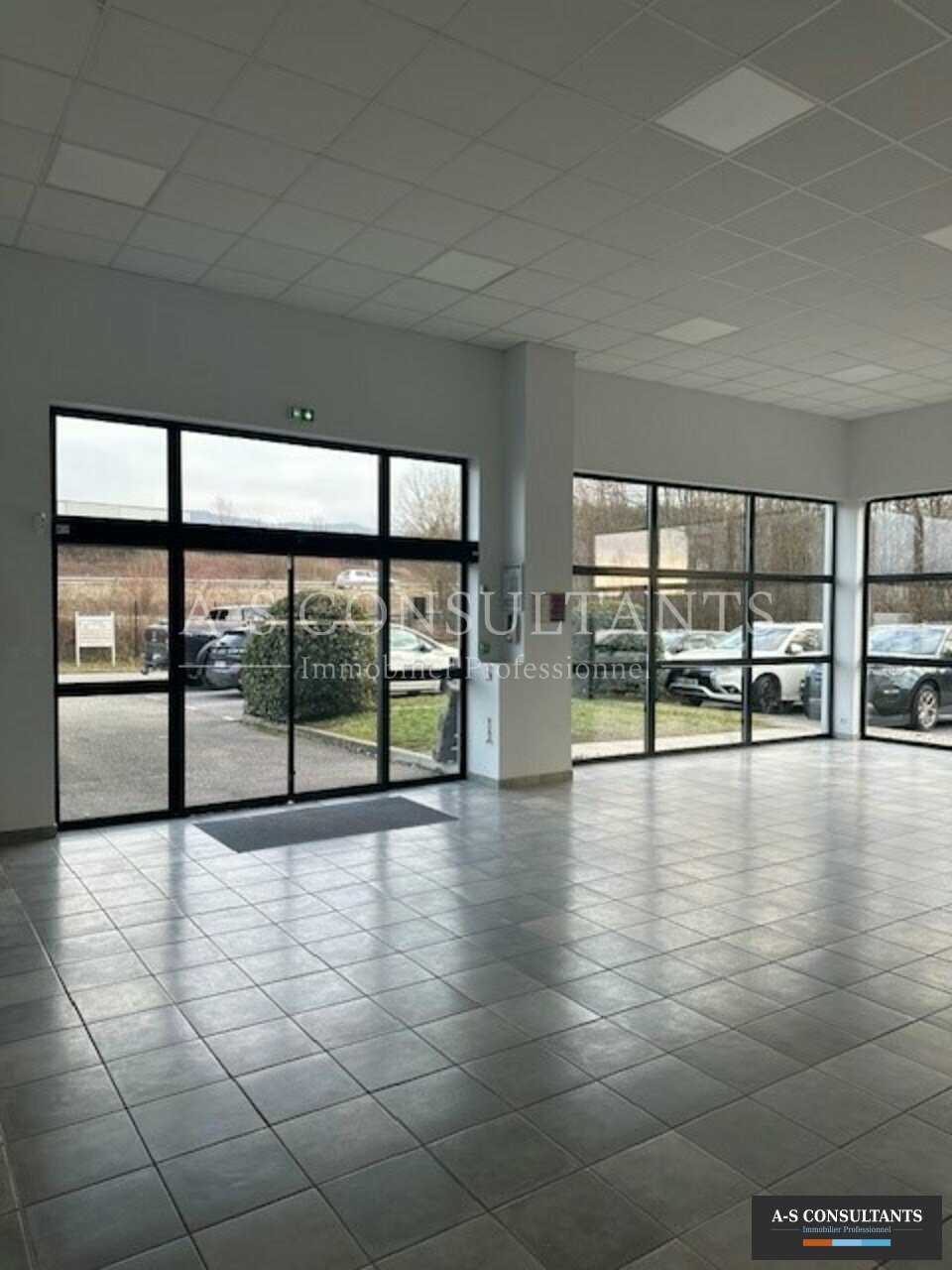 A-S CONSULTANTS LOCATION-LOCAL COMMERCIAL-ANNECY-74