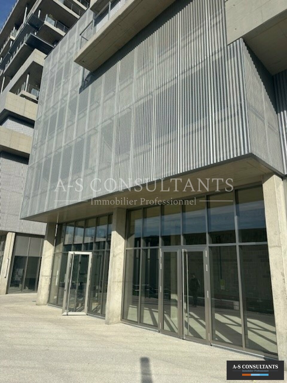 A-S CONSULTANTS VENTE-LOCAL COMMERCIAL-CHAMBERY-73