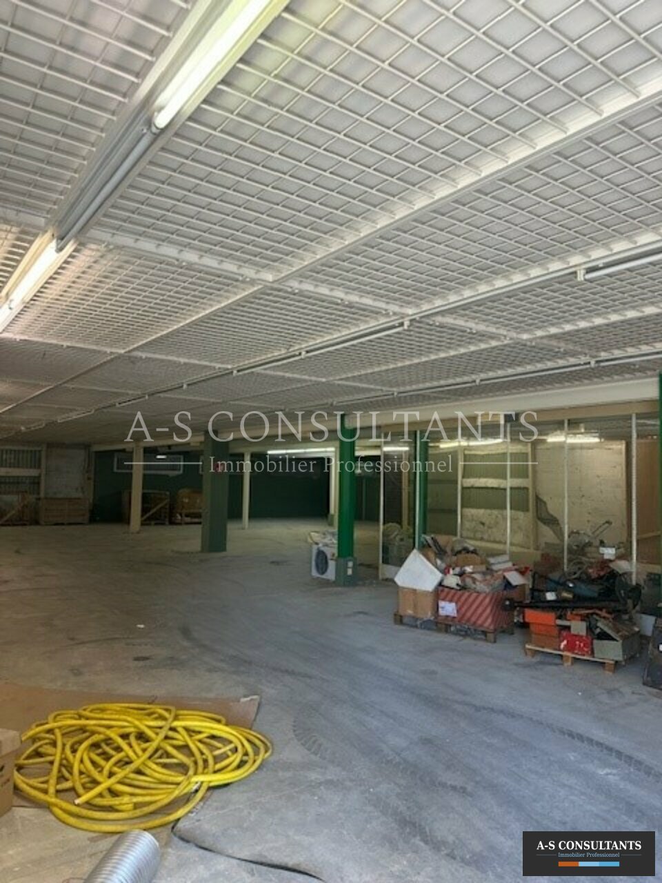 A-S CONSULTANTS LOCATION-ENTREPOT-ROMAGNIEU-38