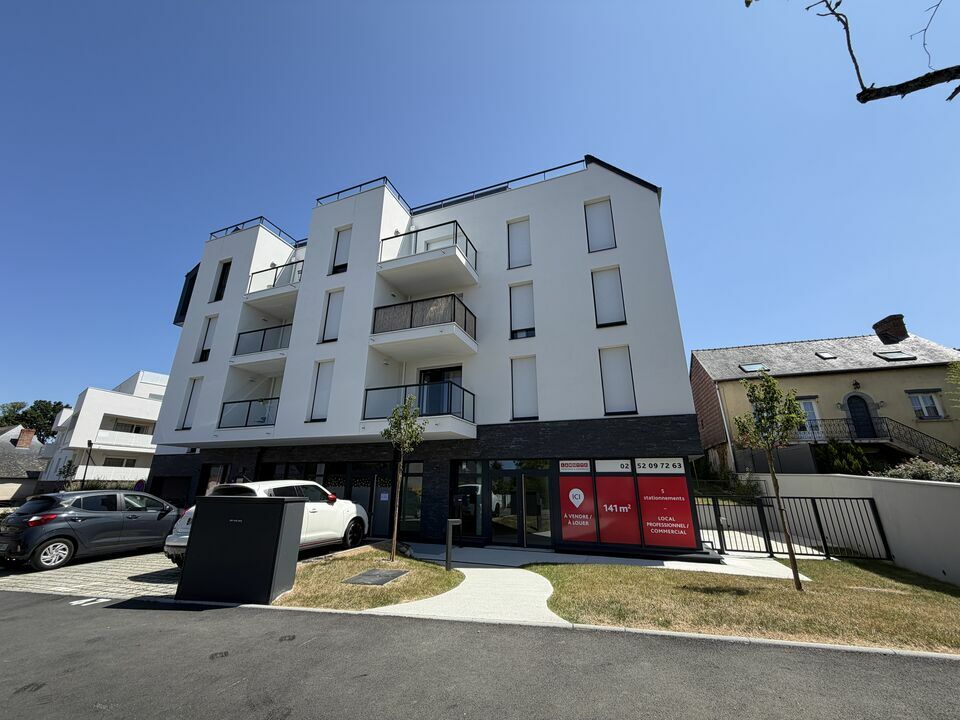 LAMOTTE ENTREPRISES   COMMERCES VENTE-LOCAL COMMERCIAL-LA_CHAPELLE_DES_FOUGERETZ-35