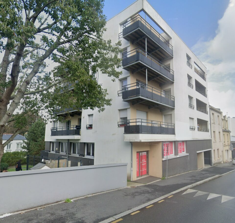 LAMOTTE ENTREPRISES   COMMERCES VENTE-BUREAUX-BREST-29