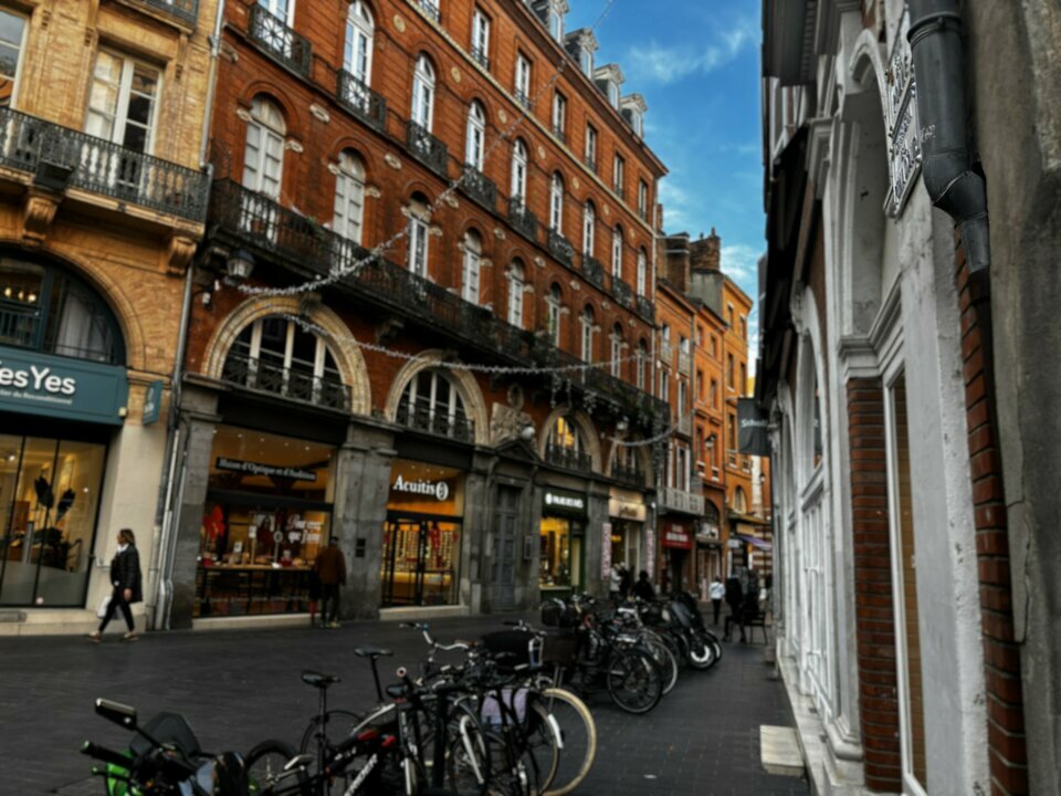 FRANCE TRANSACTIONS CESSION-LOCAL COMMERCIAL-TOULOUSE-31