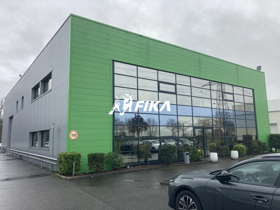 FIKA VENTE-LOCAL D'ACTIVITE-VILLENEUVE_LES_BOULOC-31