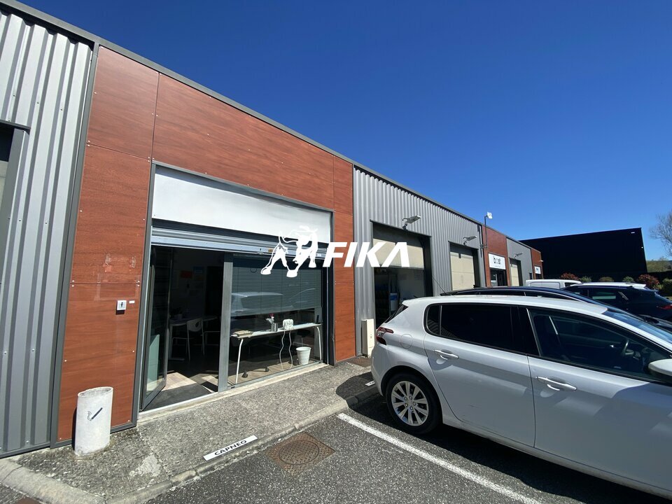 FIKA LOCATION-LOCAL D'ACTIVITE-MONTRABE-31