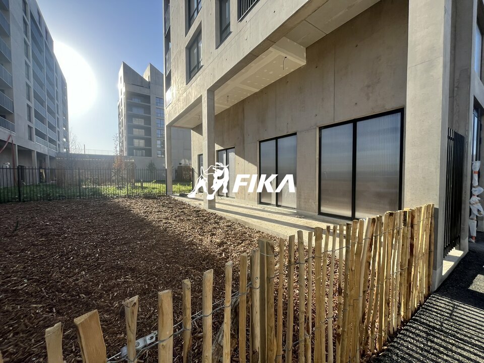 FIKA VENTE-LOCAL COMMERCIAL-BORDEAUX-33