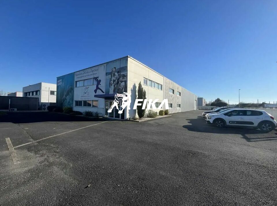 FIKA VENTE-LOCAL D'ACTIVITE-BEYCHAC-ET-CAILLAU-33