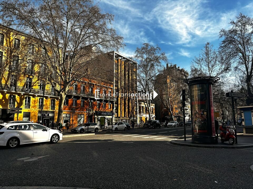 FRANCE TRANSACTIONS CESSION-LOCAL COMMERCIAL-TOULOUSE-31