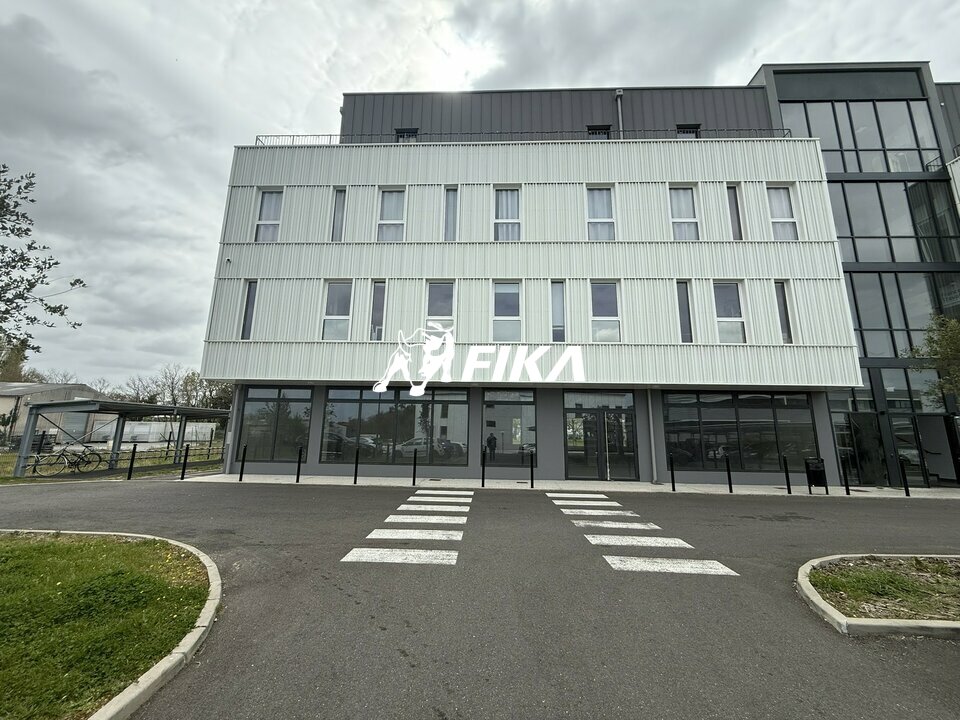 FIKA LOCATION-LOCAL COMMERCIAL-SAINT-MEDARD-EN-JALLES-33