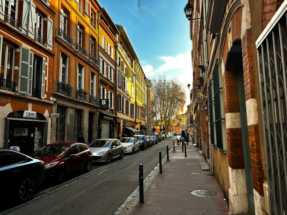 FRANCE TRANSACTIONS CESSION-LOCAL COMMERCIAL-TOULOUSE-31