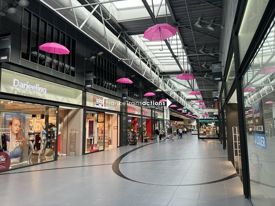 FRANCE TRANSACTIONS LOCATION-LOCAL COMMERCIAL-ESTANCARBON-31