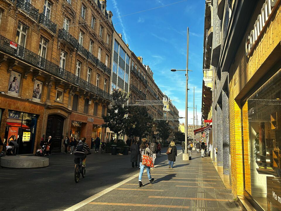 FRANCE TRANSACTIONS CESSION-LOCAL COMMERCIAL-TOULOUSE-31