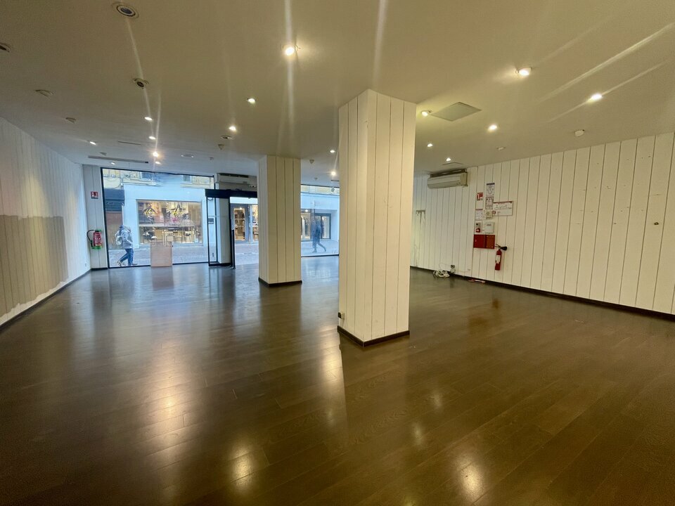 ARTHUR LOYD REIMS LOCATION-LOCAL COMMERCIAL-CHARLEVILLE-MEZIERES-08