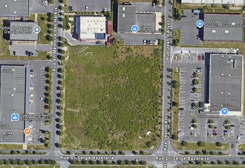 ARTHUR LOYD REIMS LOCATION-TERRAIN-REIMS-51