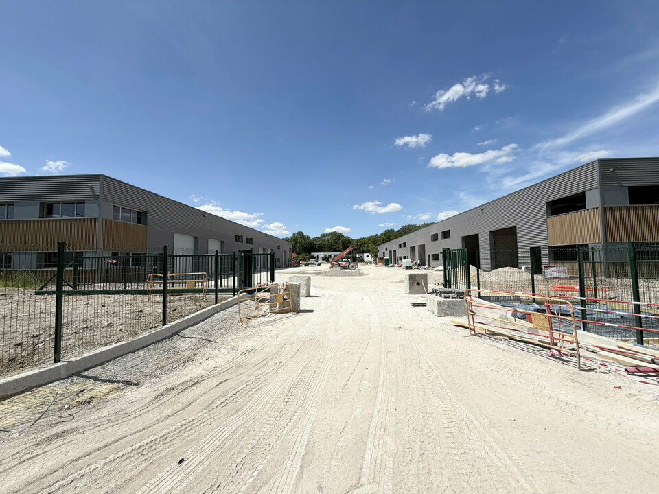 ARTHUR LOYD REIMS VENTE-ENTREPOT-SAINT-BRICE-COURCELLES-51