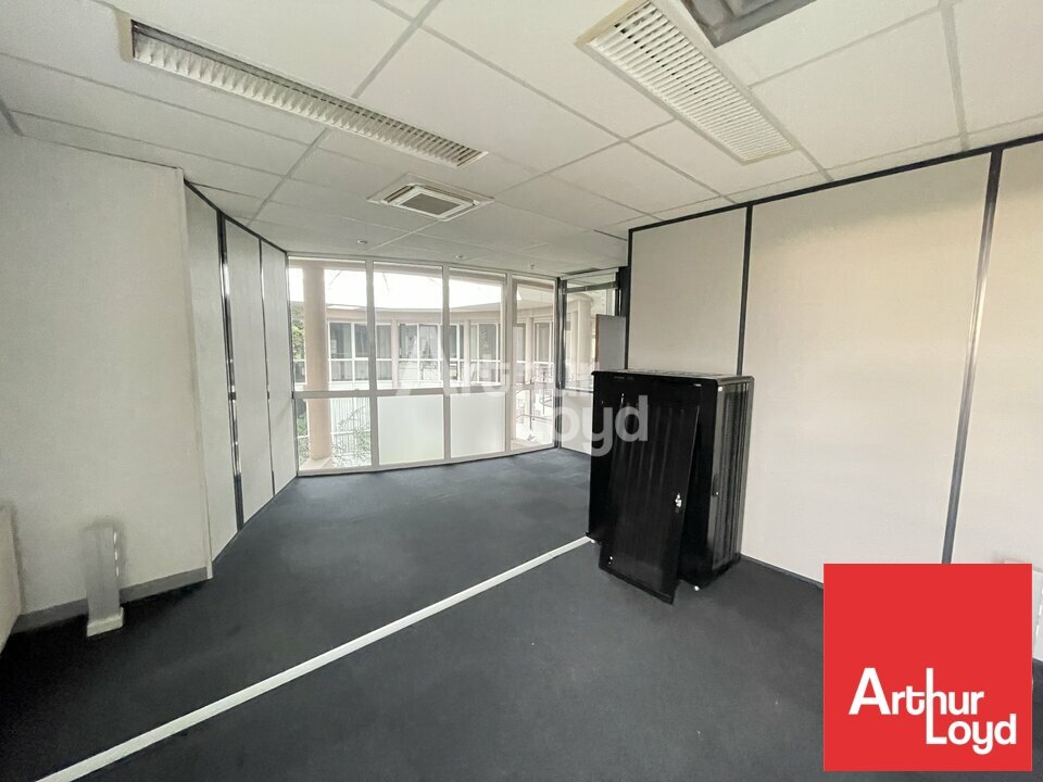 ARTHUR LOYD POITOU VENDEE LOCATION-BUREAUX-CHASSENEUIL_DU_POITOU-86