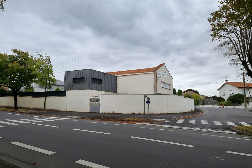 ARTHUR LOYD POITOU VENDEE VENTE-BUREAUX-NIORT-79