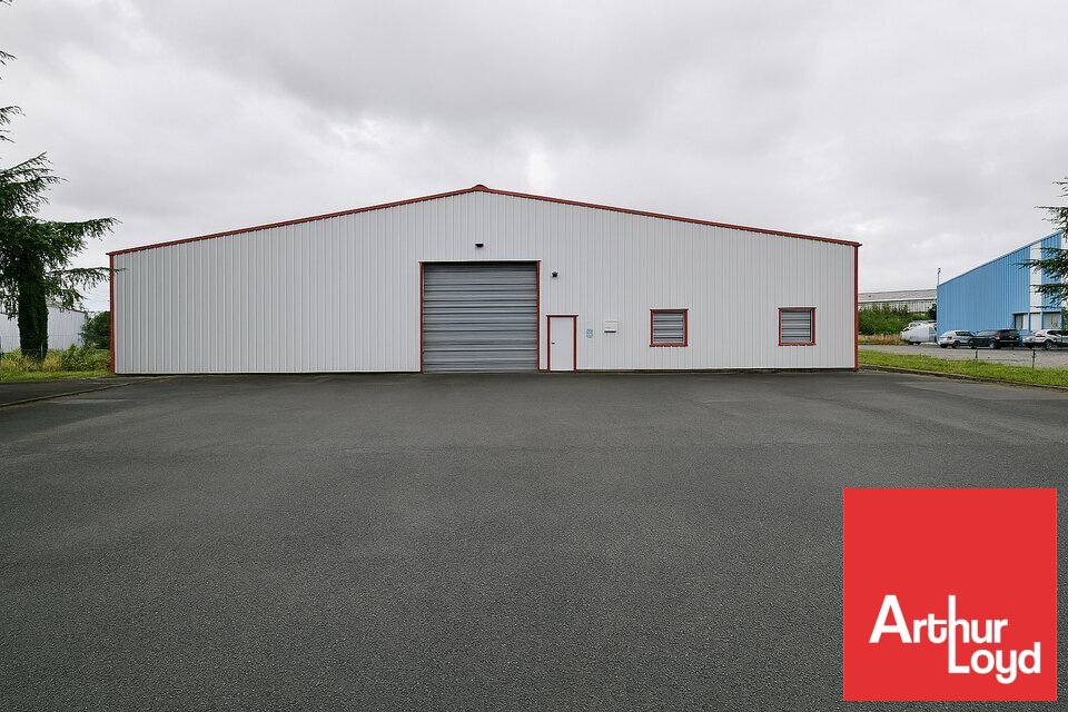 ARTHUR LOYD POITOU VENDEE VENTE-LOCAL D'ACTIVITE-LA_CRECHE-79