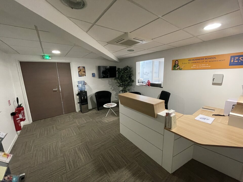 ARTHUR LOYD POITOU VENDEE LOCATION-BUREAUX-POITIERS-86