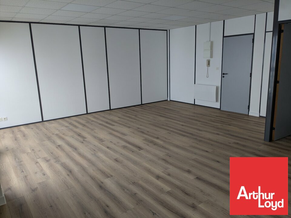 ARTHUR LOYD POITOU VENDEE LOCATION-BUREAUX-JAUNAY_CLAN-86