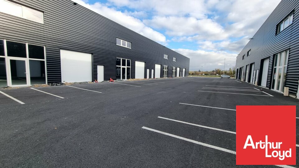 ARTHUR LOYD POITOU VENDEE VENTE-LOCAL D'ACTIVITE-POITIERS-86