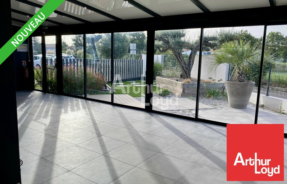 ARTHUR LOYD POITOU VENDEE LOCATION-LOCAL COMMERCIAL-LES_SABLES-D'OLONNE-85