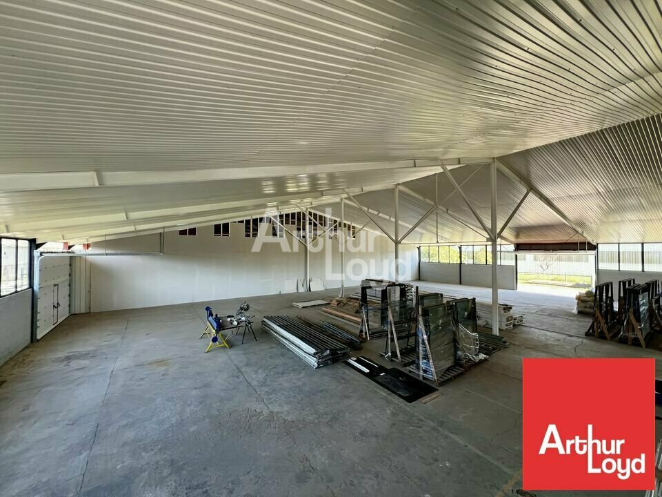 ARTHUR LOYD POITOU VENDEE LOCATION-LOCAL D'ACTIVITE-CHATELLERAULT-86