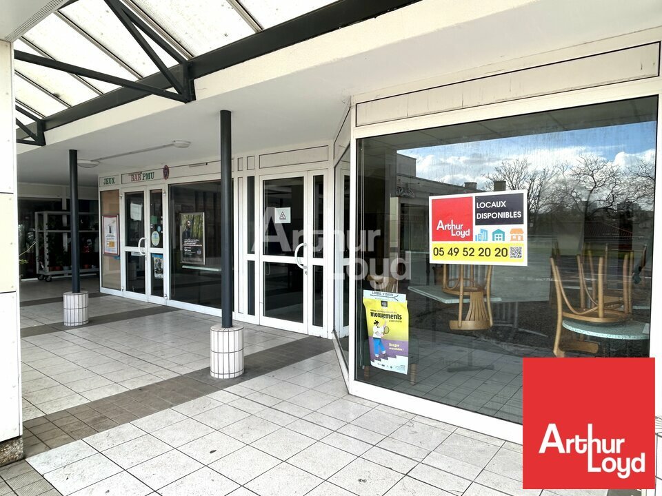 ARTHUR LOYD POITOU VENDEE LOCATION-LOCAL COMMERCIAL-BUXEROLLES-86