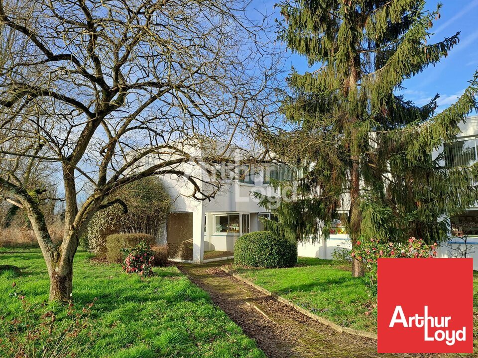 ARTHUR LOYD POITOU VENDEE LOCATION-BUREAUX-CHATELLERAULT-86