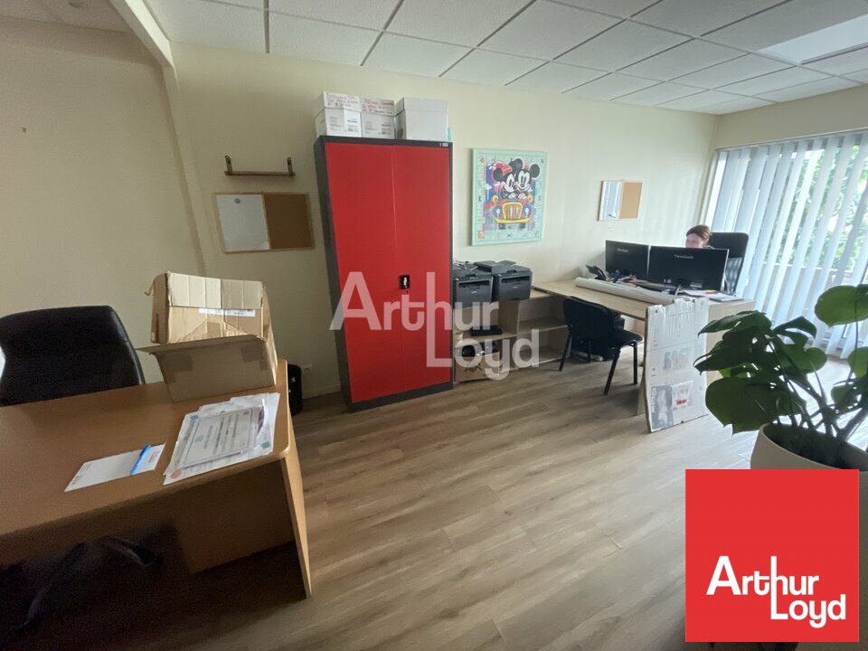 ARTHUR LOYD POITOU VENDEE VENTE-BUREAUX-NIORT-79