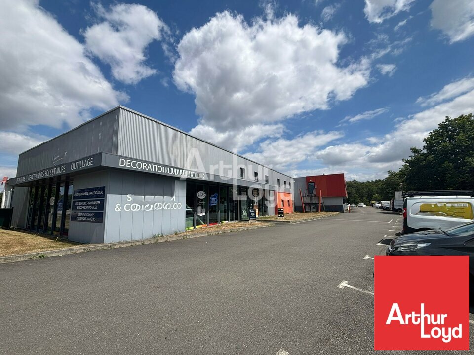 ARTHUR LOYD POITOU VENDEE LOCATION-LOCAL COMMERCIAL-VENANSAULT-85