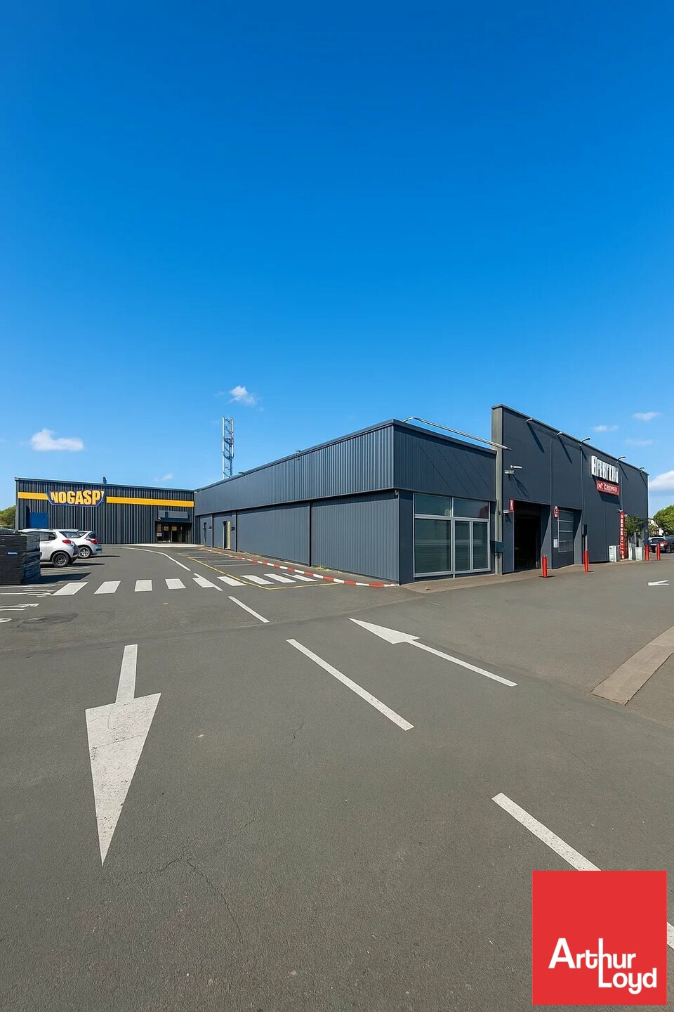 ARTHUR LOYD POITOU VENDEE LOCATION-LOCAL COMMERCIAL-POITIERS-86