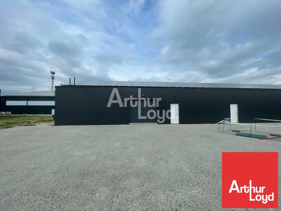ARTHUR LOYD POITOU VENDEE LOCATION-LOCAL D'ACTIVITE-NESMY-85