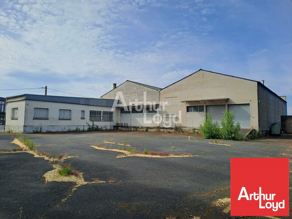 ARTHUR LOYD POITOU VENDEE LOCATION-ENTREPOT-CHATELLERAULT-86