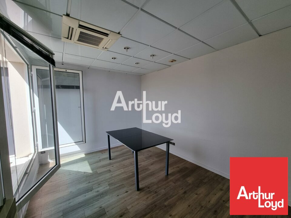 ARTHUR LOYD POITOU VENDEE VENTE-BUREAUX-LA_ROCHE-SUR-YON-85