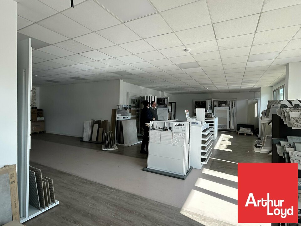 ARTHUR LOYD POITOU VENDEE LOCATION-LOCAL COMMERCIAL-POITIERS-86