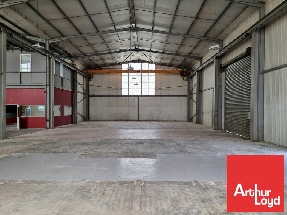 ARTHUR LOYD POITOU VENDEE LOCATION-LOCAL D'ACTIVITE-BESSINES-79