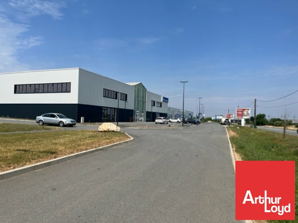 ARTHUR LOYD POITOU VENDEE LOCATION-BUREAUX-POITIERS-86