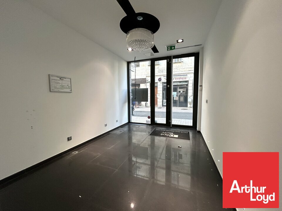 ARTHUR LOYD POITOU VENDEE LOCATION-LOCAL COMMERCIAL-POITIERS-86