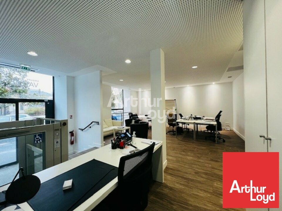 ARTHUR LOYD POITOU VENDEE LOCATION-BUREAUX-LA_ROCHE-SUR-YON-85