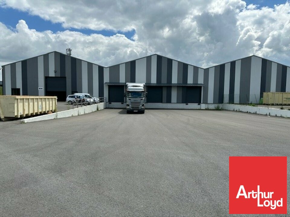 ARTHUR LOYD POITOU VENDEE LOCATION-LOCAL D'ACTIVITE-BRESSUIRE-79