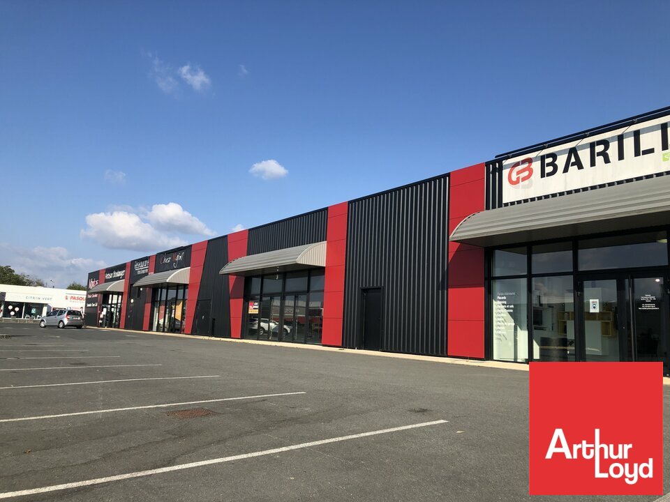 ARTHUR LOYD POITOU VENDEE LOCATION-LOCAL COMMERCIAL-POITIERS-86