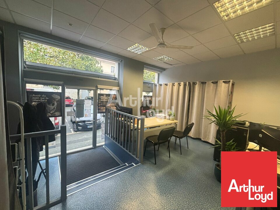 ARTHUR LOYD POITOU VENDEE LOCATION-BUREAUX-LA_ROCHE-SUR-YON-85