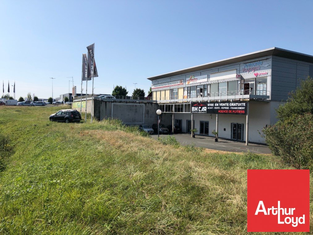ARTHUR LOYD POITOU VENDEE VENTE-LOCAL COMMERCIAL-POITIERS-86