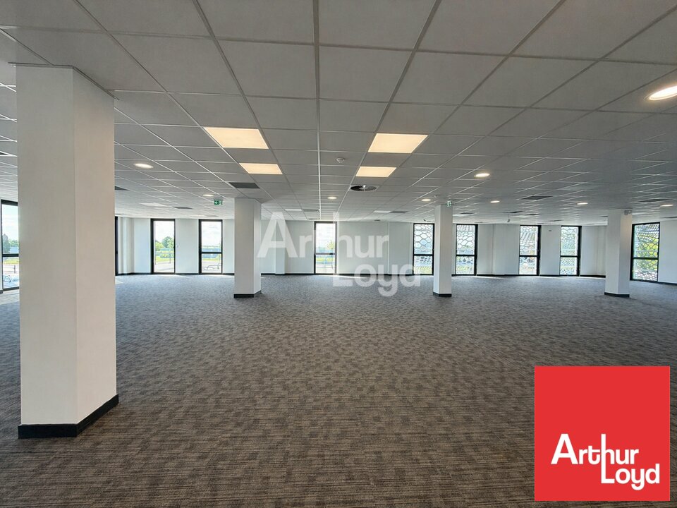 ARTHUR LOYD POITOU VENDEE LOCATION-BUREAUX-CHAURAY-79