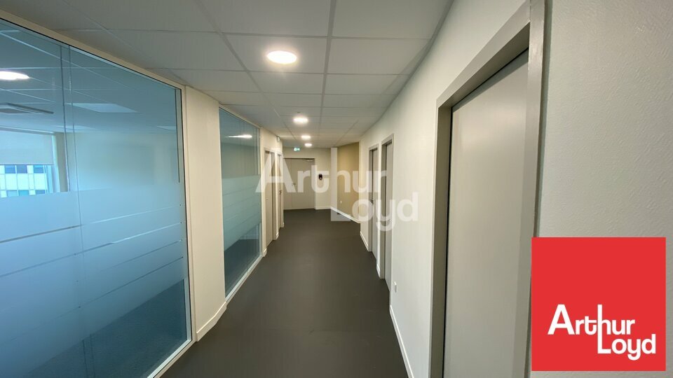ARTHUR LOYD POITOU VENDEE LOCATION-BUREAUX-SAINT_BENOIT-86