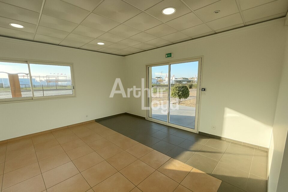 ARTHUR LOYD POITOU VENDEE LOCATION-BUREAUX-POITIERS-86